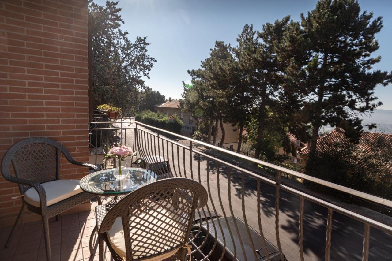 Villa La Pineta Assise Extérieur photo