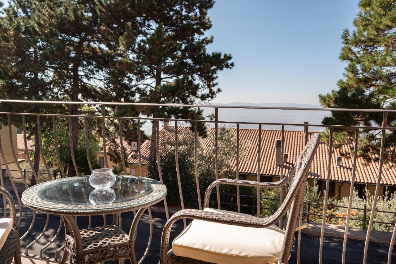 Villa La Pineta Assise Extérieur photo